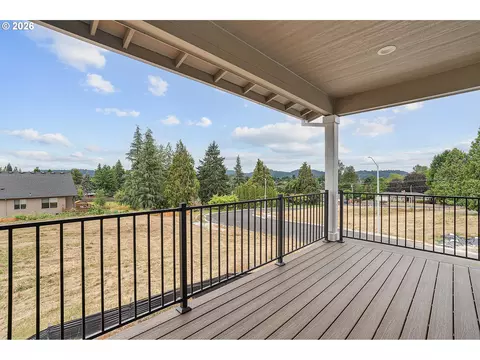 Exterior - 4636 SE 2nd St, Gresham, OR 97080 photo 5 of 6