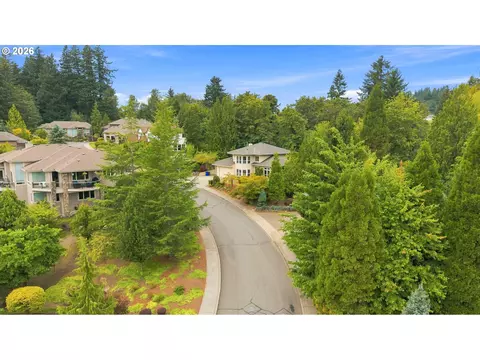 View/Area - 65 SE Avondale Ct, Gresham, OR 97080 photo 2 of 3