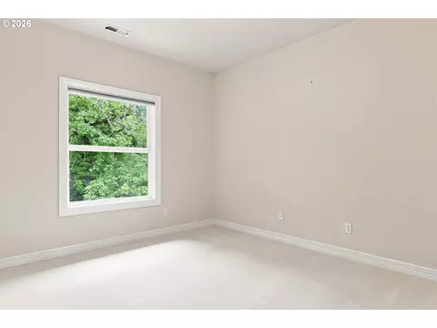 Bedroom - 65 SE Avondale Ct, Gresham, OR 97080 photo 5 of 6