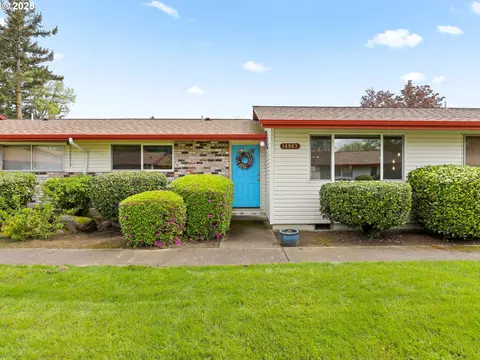 14967 SE Grant Ct, Portland, OR 97233