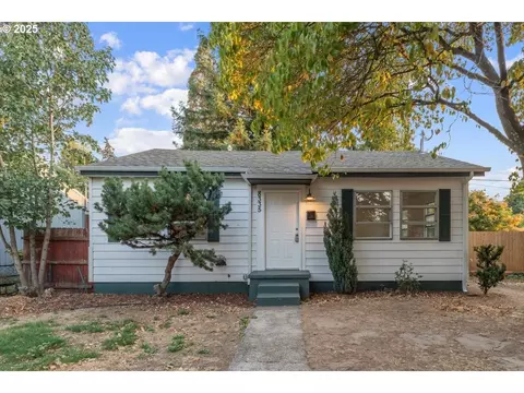 8335 NE Wygant St, Portland, OR 97220