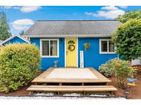4502 SE Jackson St, Milwaukie, OR 97222