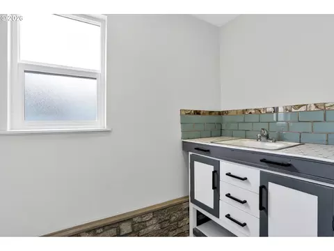 Other - 1207 SE 217th Ave, Gresham, OR 97030 photo 9 of 12
