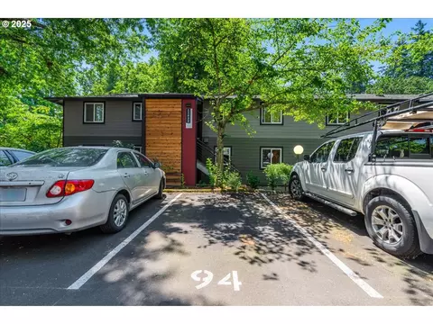 12620 NW Barnes Rd #5, Portland, OR 97229