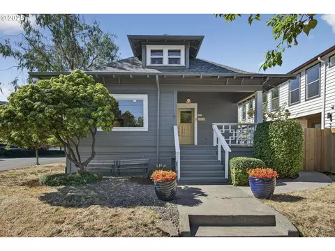 5205 N Maryland Ave, Portland, OR 97217