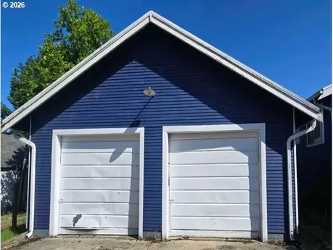 19200 Howell St, Gladstone, OR 97027 photo 3