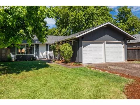 3703 Peppertree Dr, Eugene, OR 97402