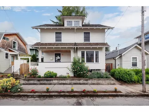 714 SE 35th Ave, Portland, OR 97214