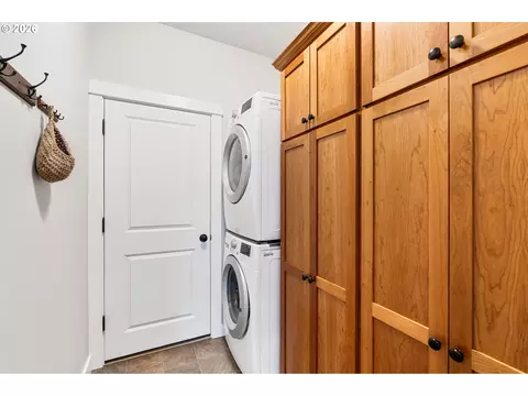 Other - 346 River Loop 1, Eugene, OR 97404 photo 4 of 6