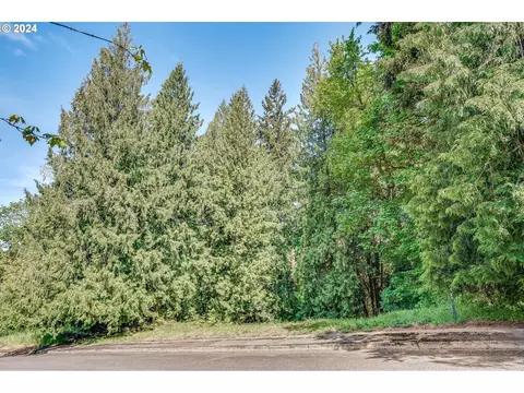 SE Duke St, Portland, OR 97236