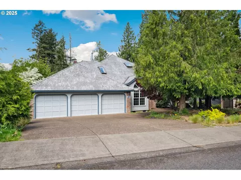 6121 SW Orchid Dr, Portland, OR 97219