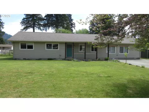 82 Alpine Ln, Carson, WA 98610