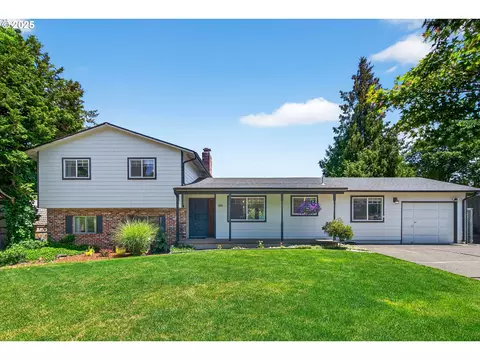 12356 SE Menser Ct, Damascus, OR 97089