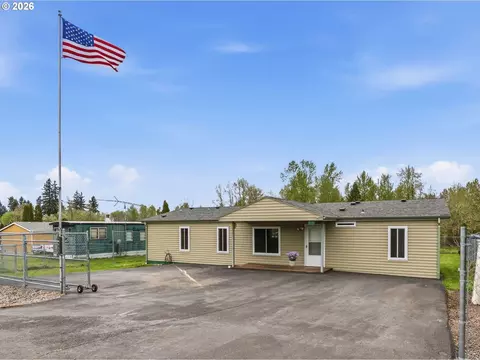 123 Sandra Rd, Silverlake, WA 98645