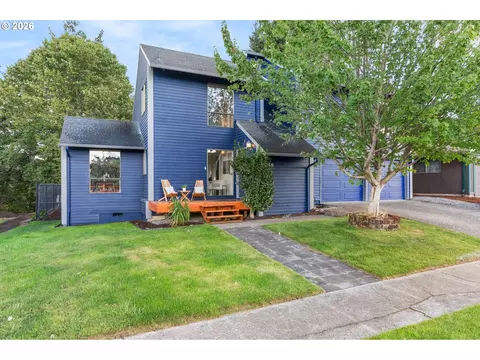 1210 SE Beaver Creek Ln, Troutdale, OR 97060
