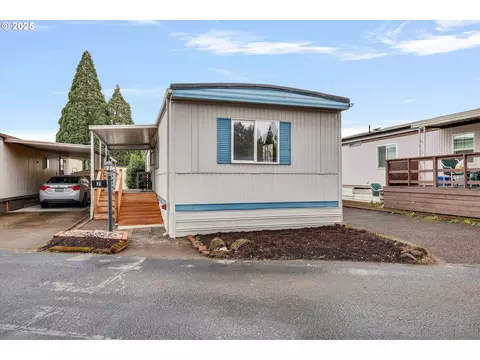 620 SE 2nd Ave #21, Canby, OR 97013