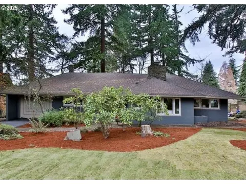 14007 SE Overlook Ln, Milwaukie, OR 97267