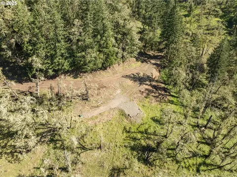 oakshire dr, Springfield, OR 97478 photo 4