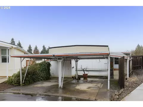 11742 SW Royal Villa Dr, Portland, OR 97224