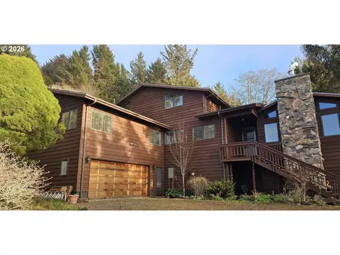 635 Radar Rd, Yachats, OR 97498