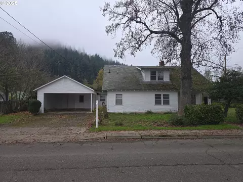 412 Gardner Ave, Drain, OR 97435