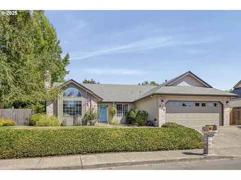 407 Mountainview Ct, Newberg, OR 97132