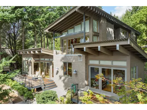 21 Scenic Heights Rd, Underwood, WA 98651