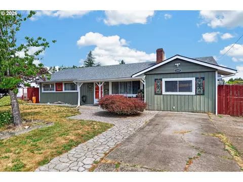 1549 NE 9th St, Mcminnville, OR 97128