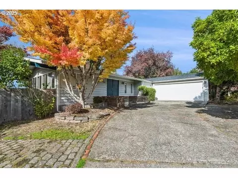 215 SW Towle Ave, Gresham, OR 97080