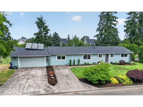 19601 S Kalal Ct, Oregon City, OR 97045