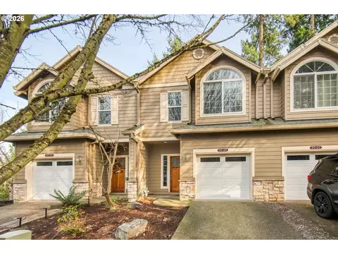 9530 SW Lodestone Dr, Beaverton, OR 97007