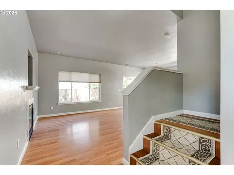 Living - 3641 Kendra St, Eugene, OR 97404 photo 7 of 8