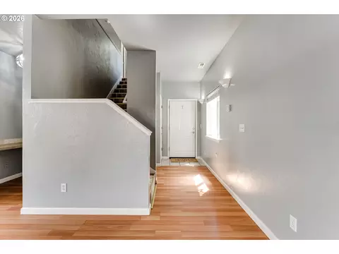 Entry Way - 3641 Kendra St, Eugene, OR 97404 photo 6 of 6