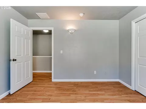 Bedroom - 3641 Kendra St, Eugene, OR 97404 photo 6 of 8