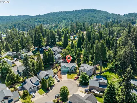 View/Area - 277 S 67th Ct, Springfield, OR 97478 photo 1 of 5