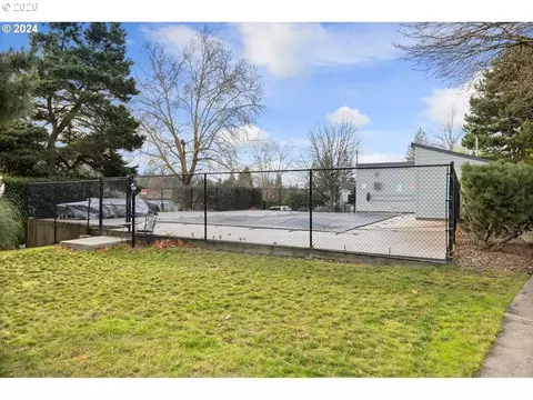 Exterior - 159 SW Florence Ave #L64, Gresham, OR 97080 photo 1 of 6