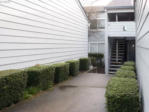 Exterior - 159 SW Florence Ave #L64, Gresham, OR 97080 photo 4 of 6