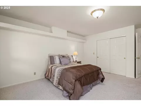 Bedroom - 820 Park Ter, Eugene, OR 97404 photo 2 of 9
