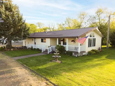 812 Courtney Ln, Summerville, OR 97876