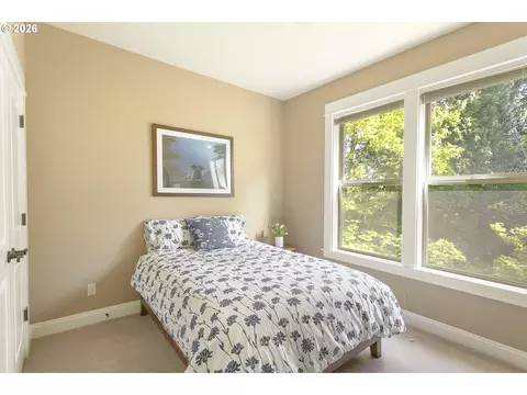 Bedroom - 4616 SE Honors Pl, Gresham, OR 97080 photo 2 of 3