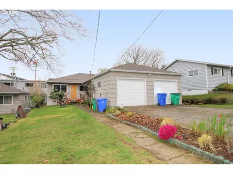 1630 NE 1632 Ne 81st Ave, Portland, OR 97213