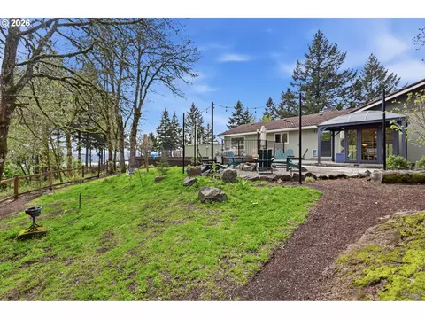 Exterior - 4011 SE Crown Rd, Camas, WA 98607 photo 10 of 10