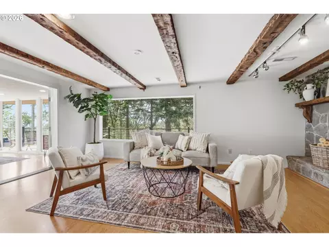 Living - 4011 SE Crown Rd, Camas, WA 98607 photo 3 of 5