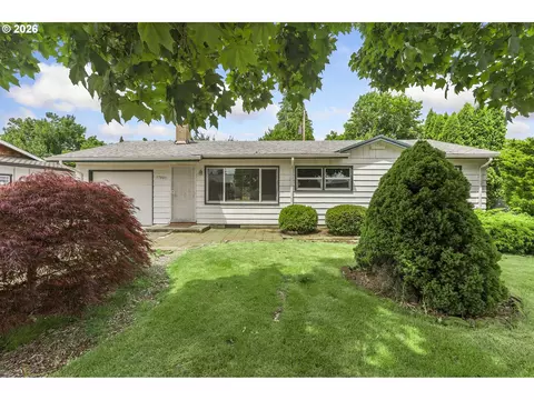 17937 SE Lincoln St, Portland, OR 97233