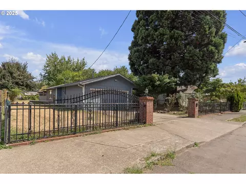 6530 SE 96th Ave, Portland, OR 97266
