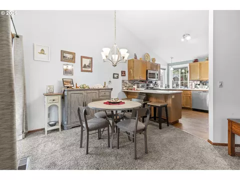 Dining - 1415 Gilham Rd, Eugene, OR 97401 photo 1 of 2