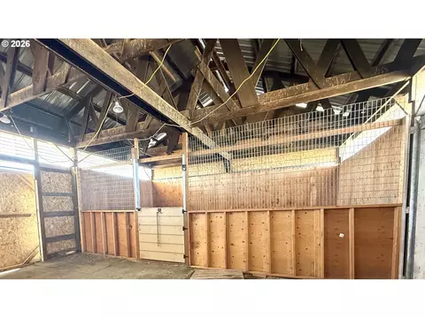 154 String Street Rd, Centerville, WA 98613 photo 25