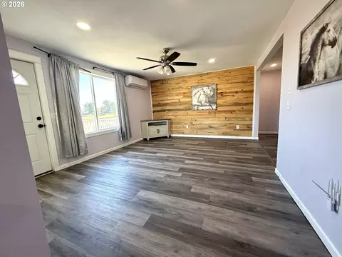 154 String Street Rd, Centerville, WA 98613 photo 7