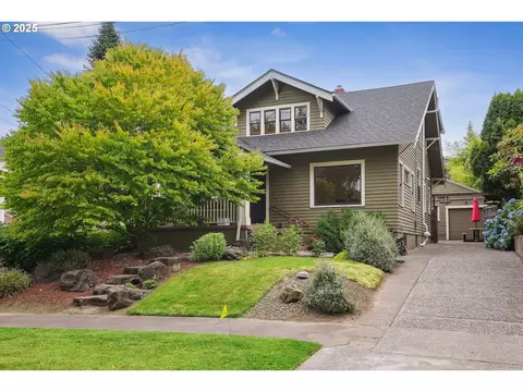 1948 SE 52nd Ave, Portland, OR 97215