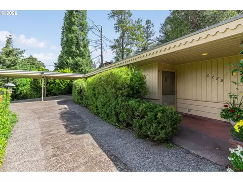 Exterior - 2795 Central Blvd, Eugene, OR 97403 photo 3 of 12